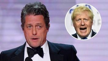 Hugh Grant la lía en Twitter llamando "panda de pajilleros" al gobierno de Boris Johnson