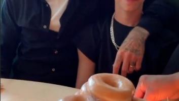 David Beckham felicita a su hijo Romeo vestido de chulapo