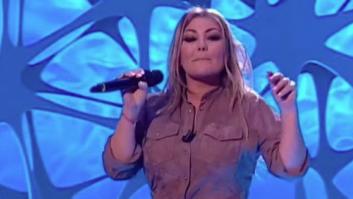 El percance de Amaia Montero en plena actuación en Canal Sur