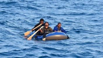 Rescatadas casi un millar de personas de 69 pateras que trataban de cruzar el Estrecho