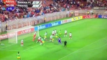 Minuto 95, sube el portero a rematar y pasa ESTO