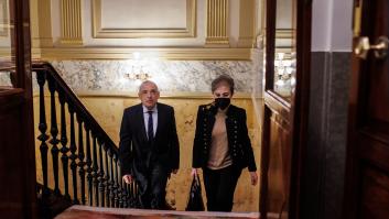 Robles: "Nadie me va a dar a mí lecciones de la defensa de los funcionarios del CNI"