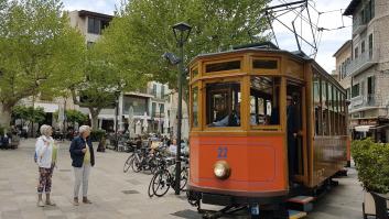 Condenan los actos machistas que sufrió en directo una reportera durante las fiestas de Sóller (Mallorca)