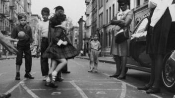 21 fotos antiguas de niños pasándoselo en grande sin necesidad de internet