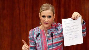 Cifuentes le lanza un dardo a Màxim Huerta tras su fraude a Hacienda