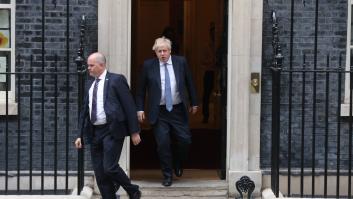 La Policía emite más de 50 nuevas multas por violar las restricciones en las fiestas de Downing Street