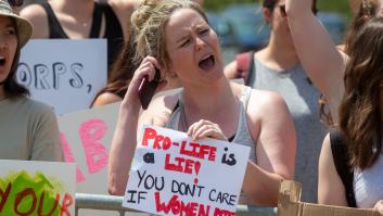 'The Lancet', contra la derogación del aborto en EEUU: "Se mancharán las manos de sangre"