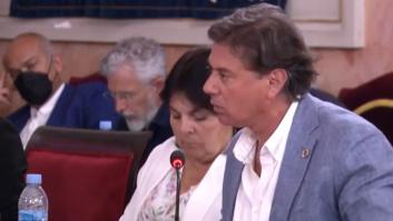 Un concejal de Vox considera "retrógrado" el matrimonio homosexual: "No lo reconocemos"