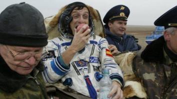 Ovación unánime al tuit de Lucía Taboada sobre el perfil de Linkedin de Pedro Duque