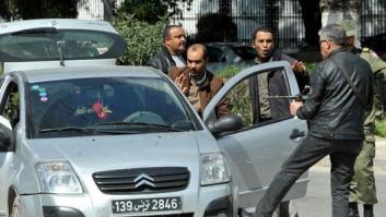 Túnez confirma que hay un tercer terrorista huido (FOTOS)