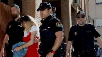 La detenida por el crimen del niño en Elda dice ahora que se atragantó con un trozo de jamón