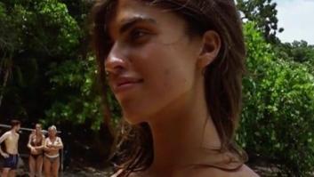 El 'topless' de Sofía Suescun y su juego de juntar pezones con Alejandro que suben la temperatura en 'Supervivientes'