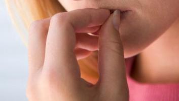 ¿Te muerdes las uñas? Puede que seas una persona perfeccionista