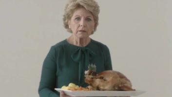 Sentador de madres: la ingeniosa crítica a la desigualdad de género durante la cena de Navidad