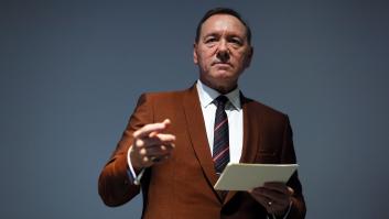 Kevin Spacey, acusado de cuatro delitos de agresión sexual a tres hombres