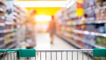 Horario de todos los supermercados en el Puente de la Constitución