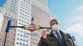 Madrid pone la bandera de España en el rombo del Metro de Plaza España y las redes responden a lo grande