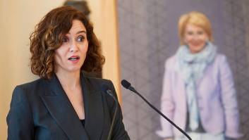 Ayuso homenajea a Esperanza Aguirre con un retrato de más de 14.000 euros