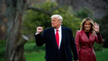 Sin mascarilla, cariñosa y con un abrigo de 5.000 euros: la última aparición de Melania