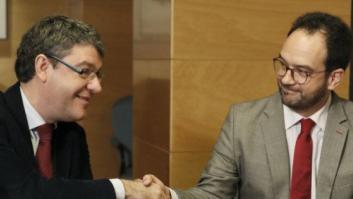 Pacto PP-PSOE para no cortar la luz a los consumidores vulnerables