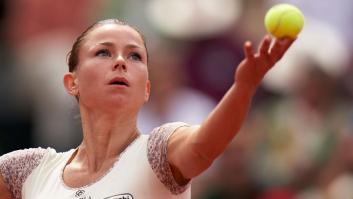 Polémica por el vestido de la tenista Camila Giorgi: hasta el juez de silla le advirtió