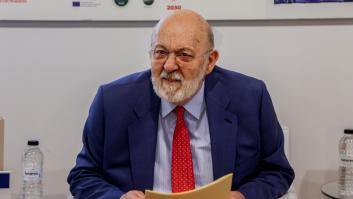 Tezanos relaciona a PP y Vox con un "matonismo político" que aumenta la crispación