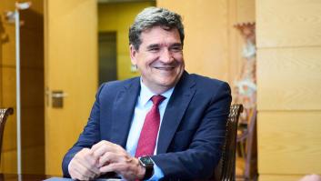 El Gobierno planea un reforma normativa para incorporar a miles de trabajadores extranjeros en el mercado laboral