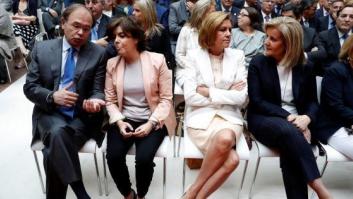 Garridismo, día I: el 'reencuentro' en Sol de Santamaría y Cospedal y la ausencia de Ciudadanos