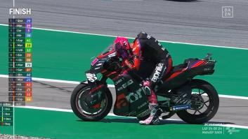 El surrealista final de carrera de Aleix Espargaró en el GP de Cataluña