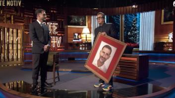 Buenafuente llama la atención al aparecer en directo con este popular producto de Lidl: mira bien la foto