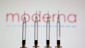 Trump anuncia la aprobación de la vacuna de Moderna en EEUU