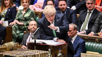 Boris Johnson asegura que "nada ni nadie" le impedirá seguir con su trabajo