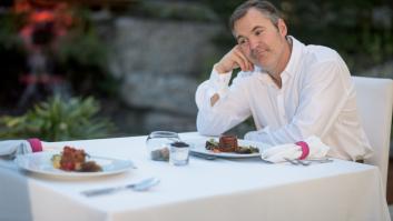 Guía para rebatir las teorías conspiranoicas de tu cuñado esta Navidad