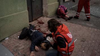 Rusia mató a cientos de civiles con armas prohibidas en Járkov, denuncia Amnistía Internacional