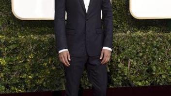 Evan Rachel Wood, de 'Westworld', demuestra que los vestidos "no son una obligación"