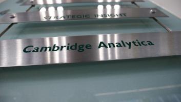 Cierra Cambridge Analytica tras el escándalo de filtración de datos de Facebook