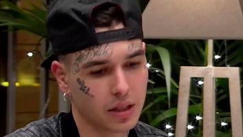 Queda tan deslumbrado con su imponente belleza que hasta le parece bien que haga la mayor guarrada de 'First Dates'