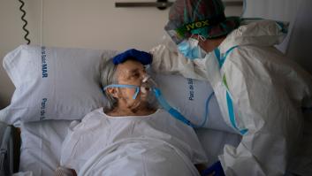 Los médicos de Barcelona piden un "confinamiento total" corto para frenar la tercera ola
