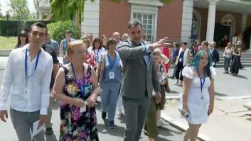 Pedro Sánchez enseña La Moncloa a unos ciudadanos y muchos alucinan con lo que se ve al final del vídeo
