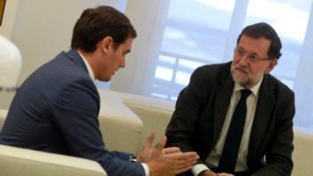La cena "distendida" de Rajoy y Rivera en La Moncloa junto a sus equipos