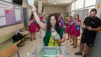 El PP ve un cambio de ciclo con el triunfo en Andalucía y el PSOE rechaza que se extienda a nivel nacional