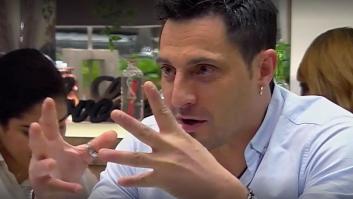 Se muere de la vergüenza cuando su cita le plantea la pregunta sexual más íntima... pero su explícita respuesta le deja sin palabras