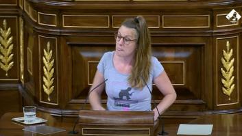 Una diputada de la CUP estalla contra Vox desde la tribuna del Congreso y protagoniza esta escena