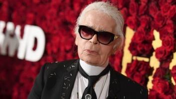 Karl Lagerfeld carga contra el #MeToo: "Si no quieres que te bajen los pantalones, no seas modelo"