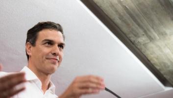 Pedro Sánchez elogia a Carmena, pero niega que Franco le hiciera una propuesta formal