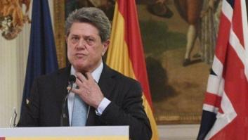 El Gobierno aprueba el "relevo a petición propia" de Trillo como embajador en Reino Unido