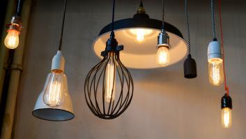 El precio de la luz para clientes de tarifa regulada caerá este viernes un 17%