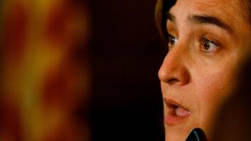 Los barceloneses suspenden a Colau aunque avalan que gobierne con el PSC