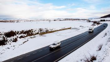Lo que tienes que saber antes de coger el coche en días de frío, nieve y heladas
