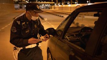 La Policía marroquí detiene a 59 subsaharianos y frustra un intento de salto de la valla de Ceuta